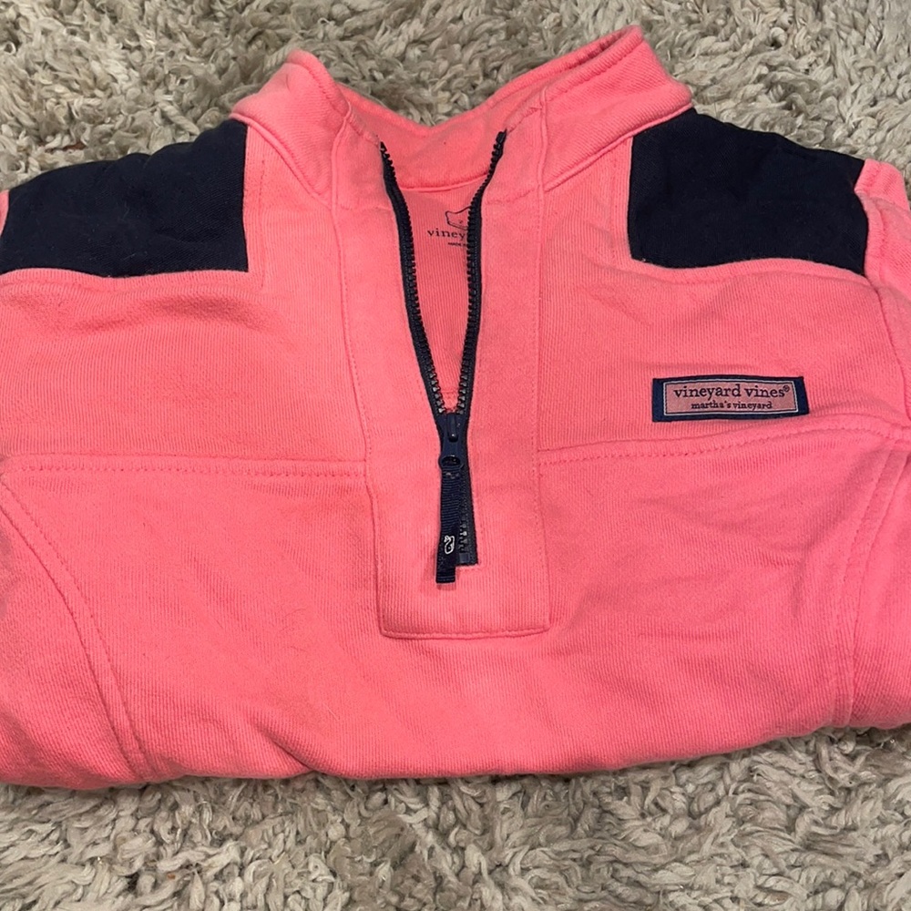 Vineyard vines 1/4 zip up would say salmon and navy colored.